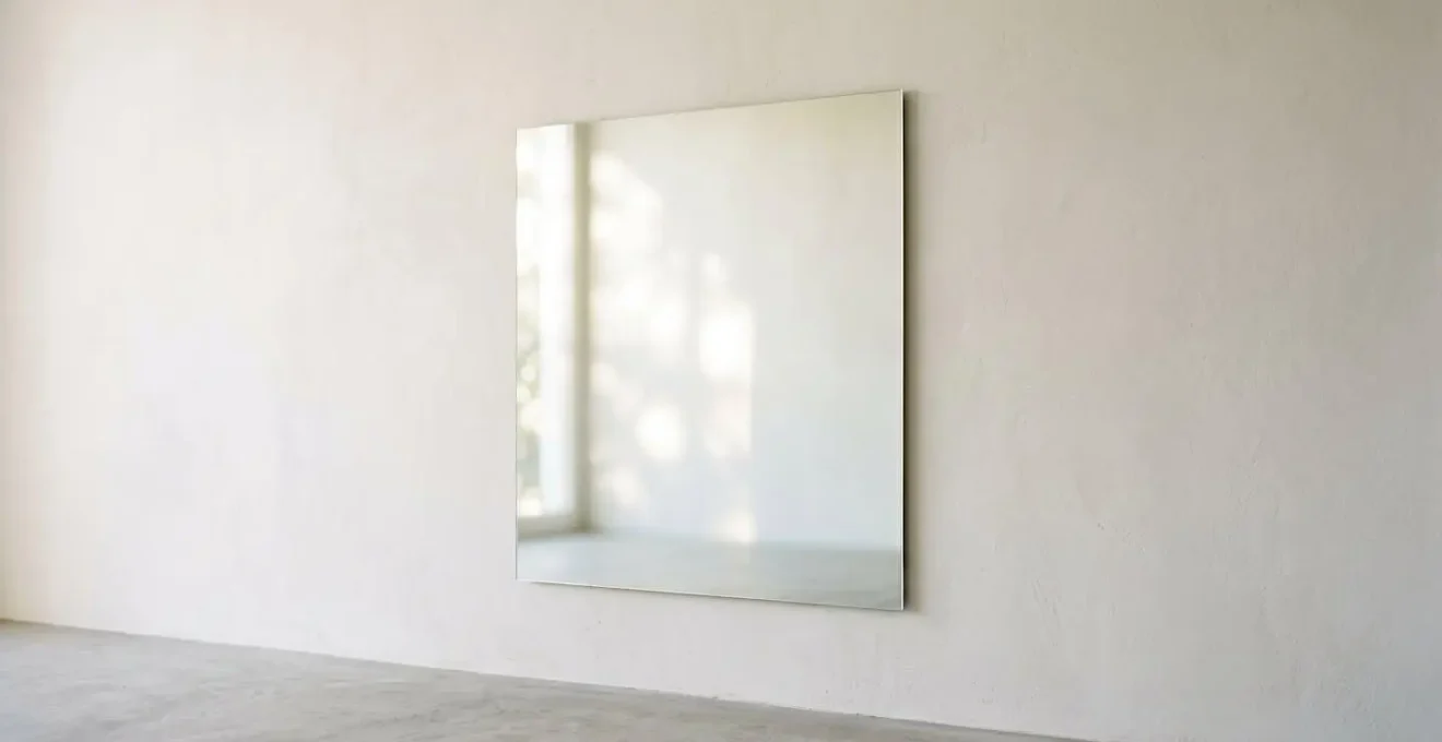 Concept de transformation personnelle et de dialogue intérieur positif sans texte visible